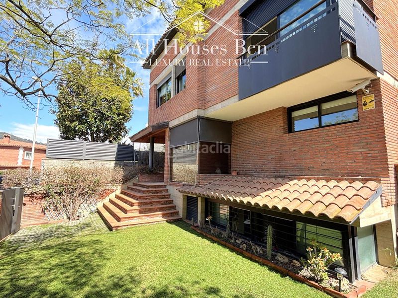 Foto b520f186-962d-4539-a2bb-dd305988b055. Chalet casa en zona privilegiada en La Miranda-Can Candeler Sant Just Desvern