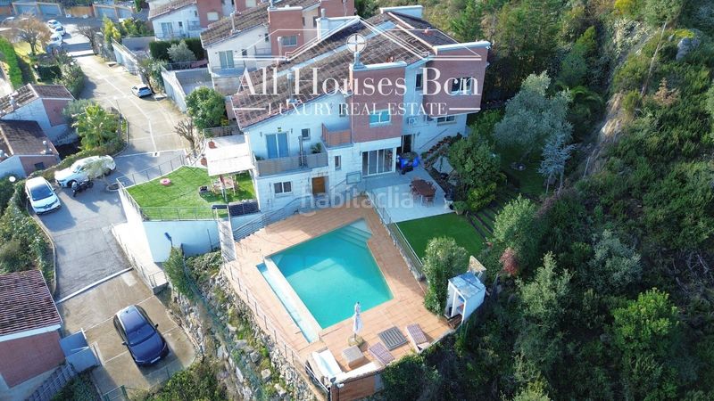 Foto 4e1a20af-7636-40ca-9049-30e2bc3f4c47. Casa amb calefacció aparcament piscina a Vallromanes