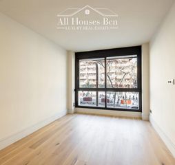Flat  Badal. Piso de obra nueva con terraza