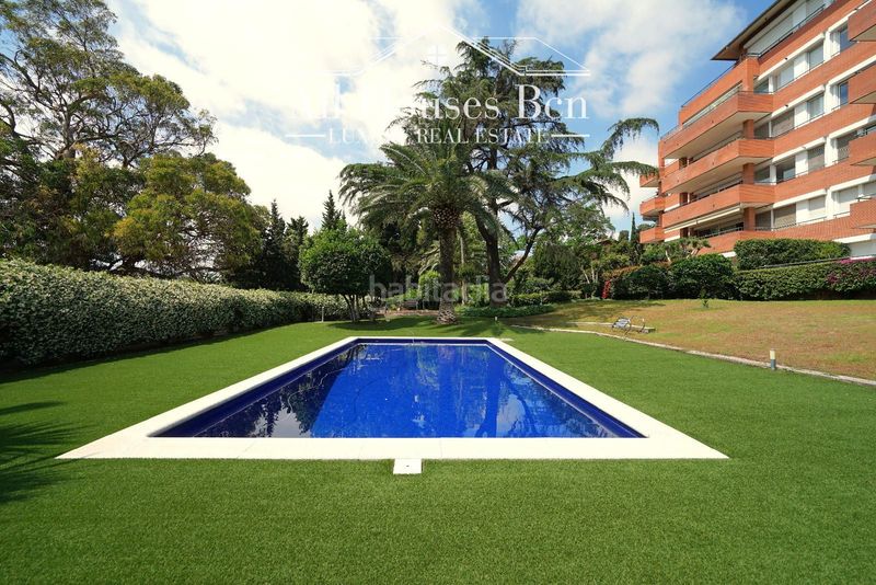 Foto bd357fb8-54fa-44db-9fd8-c3c474db5fe2. Pis amb calefacció aparcament piscina a Centre Esplugues de Llobregat