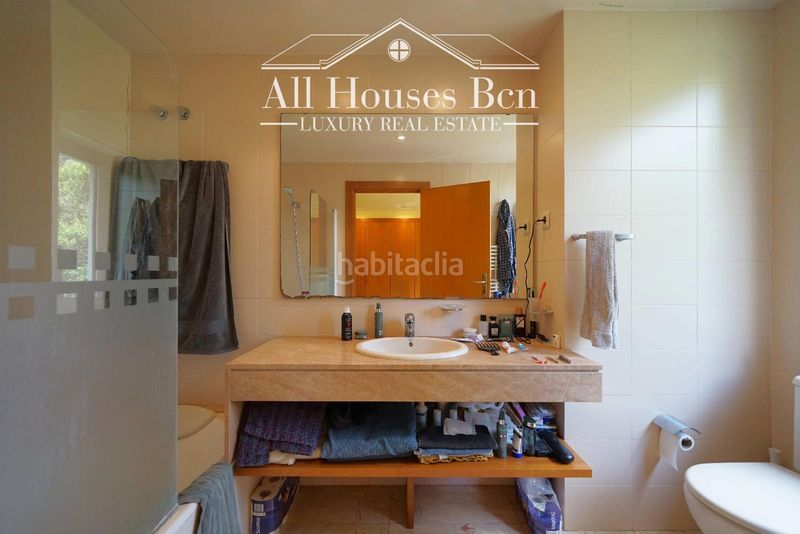Foto cade280a-e117-4430-8010-f0a55bab94a7. Pis amb calefacció aparcament piscina a Centre Esplugues de Llobregat