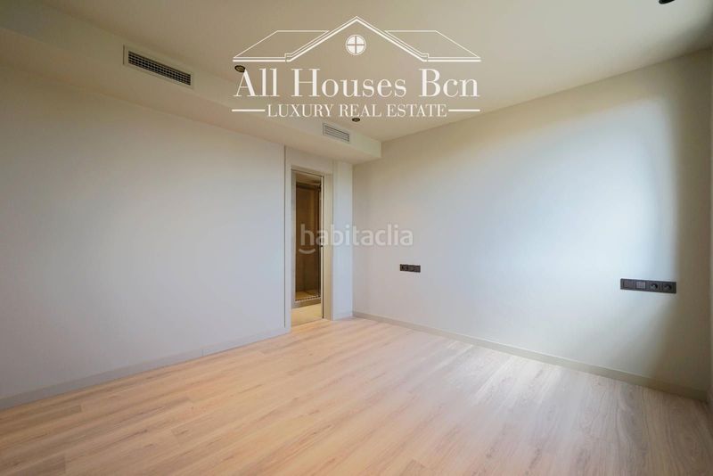 Foto a7a5b9cf-ca11-41aa-9066-3dd13028f195. Àtic a Dreta de l´Eixample Barcelona