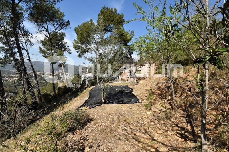 Foto 3cfbf4b1-40f9-49cb-8f3c-46d4bd4c9fc7. Wohngrundstück in Cervelló