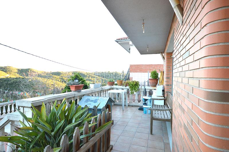 Foto 46b43bda-7c58-4af4-993c-f652f2a6250e. Casa amb calefacció a Abrera