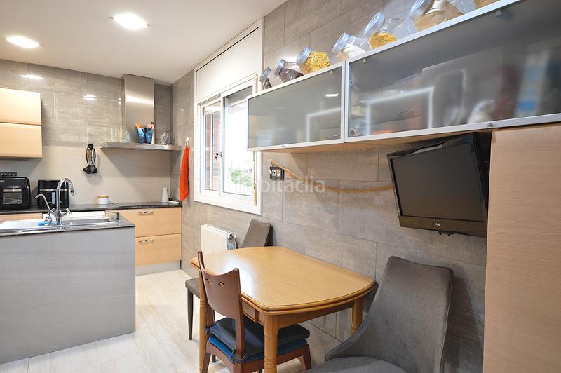 Foto 728155f4-afb7-42b8-a76e-a6f5f0bec766. Casa amb calefacció a Abrera