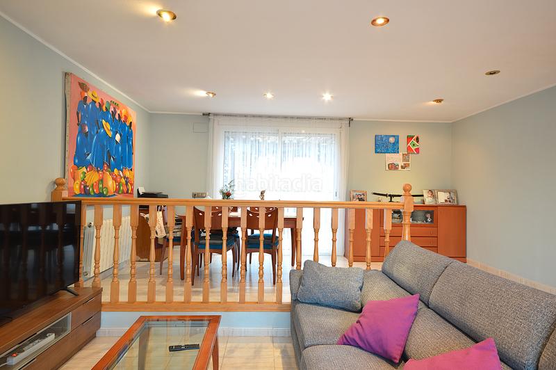 Foto 83a9564f-985d-4274-ab7a-3c457f8c0a43. Casa amb calefacció a Abrera