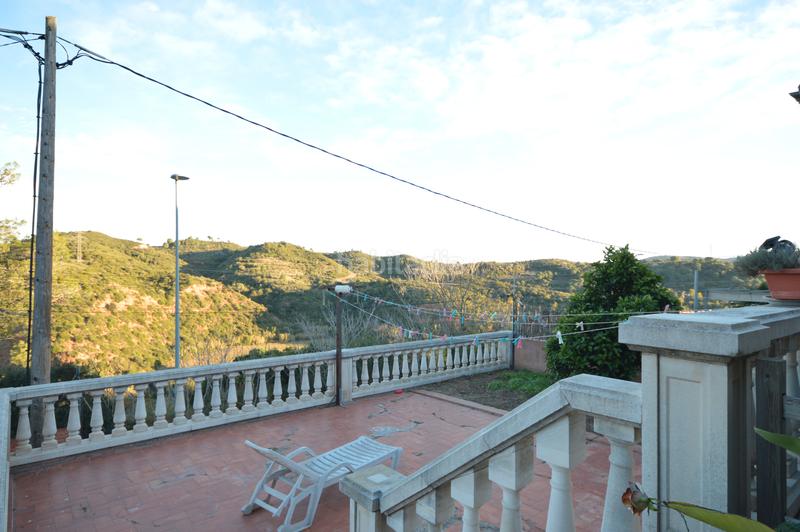 Foto bdc10948-fc54-4f8b-afac-82881e7d15aa. Casa amb calefacció a Abrera