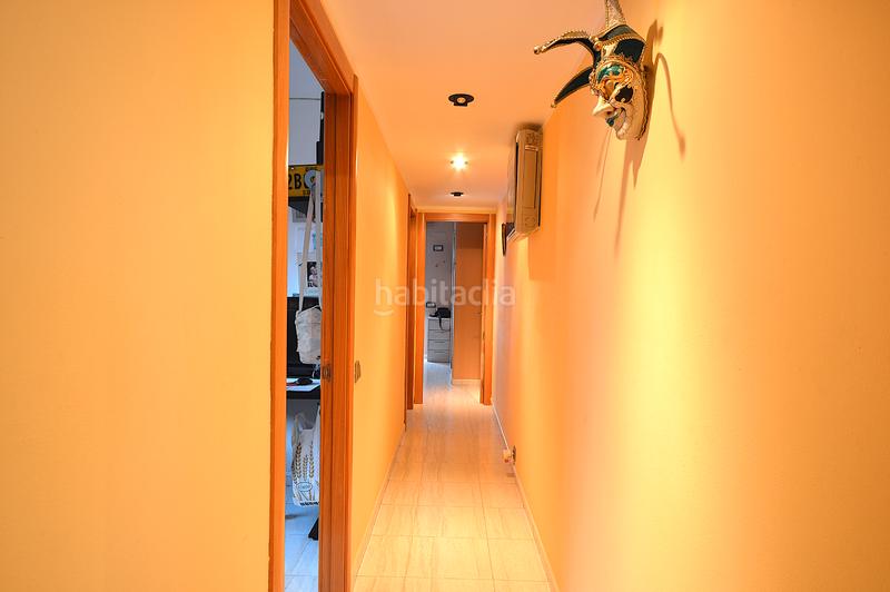 Foto eeb7b88b-4ea0-4c8c-902a-5f97047f8a5d. Casa amb calefacció a Abrera