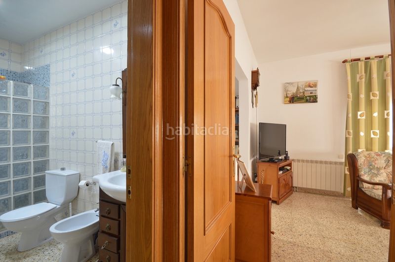 Foto 1e813431-8983-4944-9df6-055429929505. Casa amb calefacció piscina a Abrera