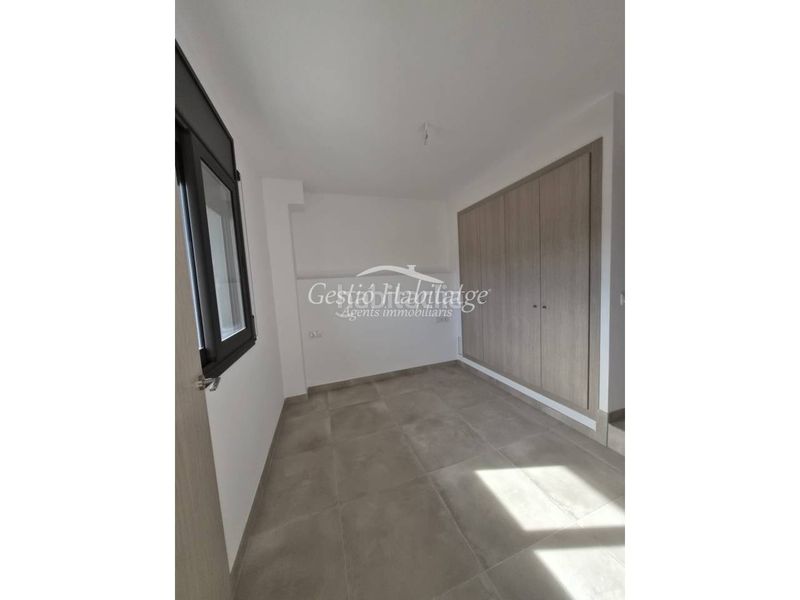 Foto 6ac63c46-f508-4c3e-8c38-371a58e7c058. Pis amb calefacció aparcament a Franqueses del Vallès (Les)