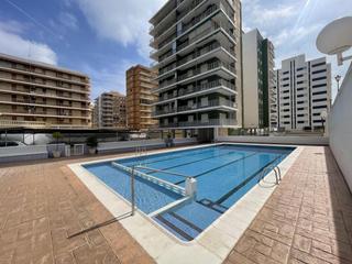 Pis  Calle calle prez galds. Apartamento con terraza esquinera y vistas al mar en la exclusiv