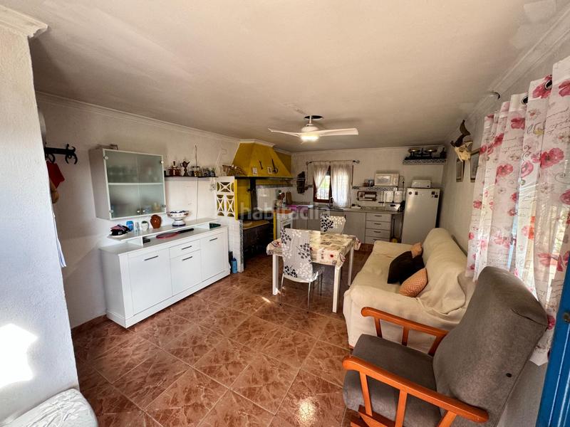 Foto 09b056c1-28d5-4e57-808d-61ea32e3fa19. Chalet mit pool in Catadau