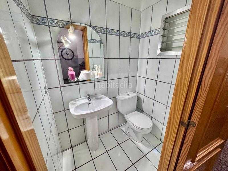 Foto 29b78ecc-802b-405c-b7a6-deefe2f6c041. Casa con riscaldamento parcheggio piscina in Silla