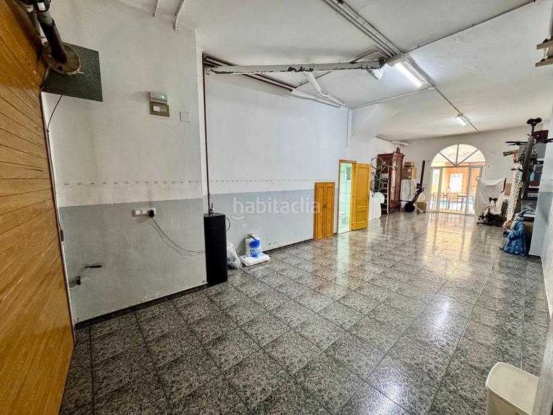 Foto adba9d11-29af-4e81-8fdc-9459be66ca92. Casa con riscaldamento parcheggio piscina in Silla