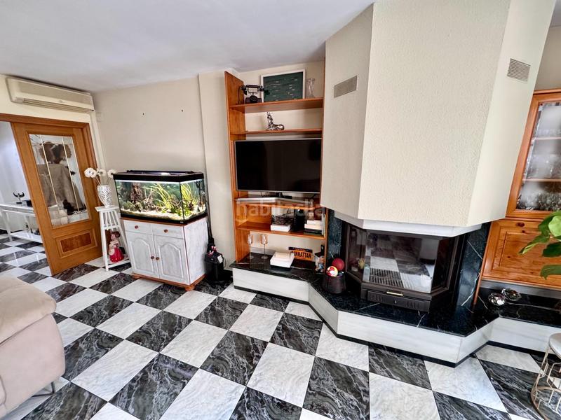 Foto ae3806a7-46d0-420b-b8c8-64641edf8bf4. Casa con riscaldamento parcheggio piscina in Silla