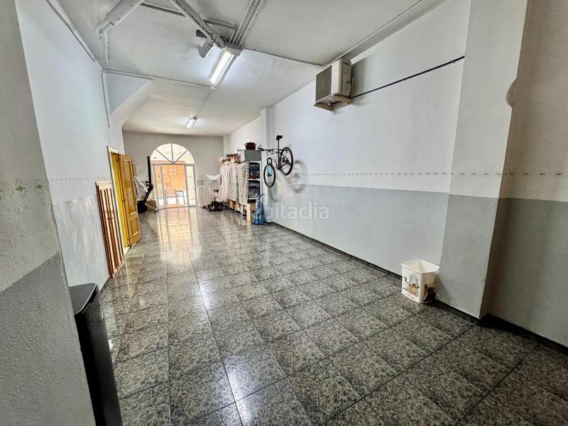 Foto c0e3dc9a-3347-4ef4-9ac4-68c221aec812. Casa con riscaldamento parcheggio piscina in Silla