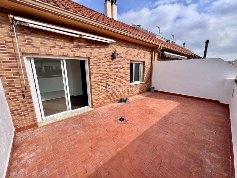 Foto 57e24e4d-9510-47ac-91e6-180ae788288a. Penthouse with pool in Plaza Xúquer Paiporta