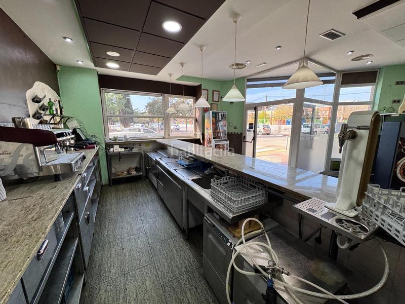 Foto 2dd23811-7c21-4572-ba46-088014efe511. Traspaso local comercial se vende local comercial de restaurantepizzería en Silla