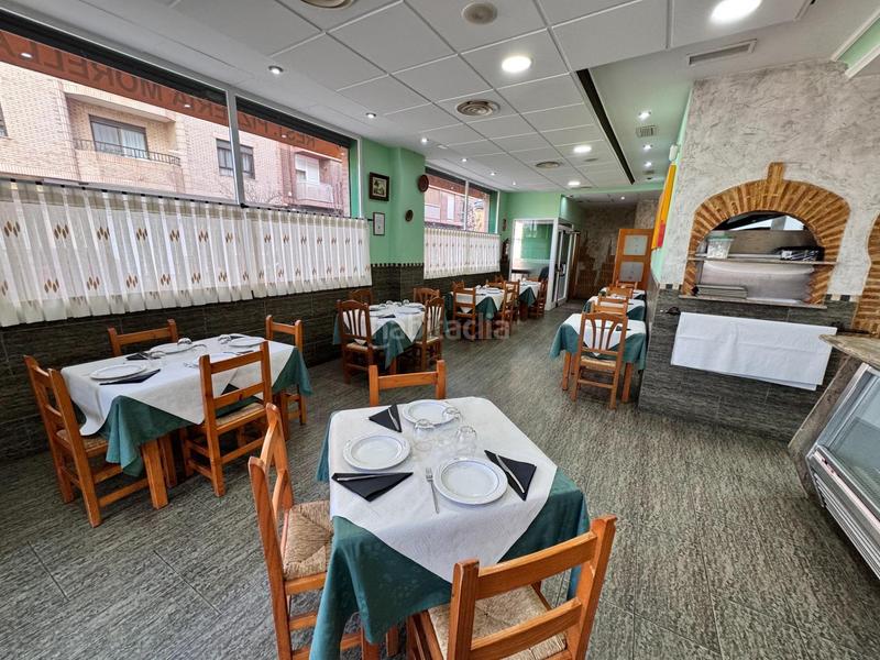 Foto 6dafc7b5-9a58-4a75-87bf-9e0b137c0b29. Traspaso local comercial se vende local comercial de restaurantepizzería en Silla