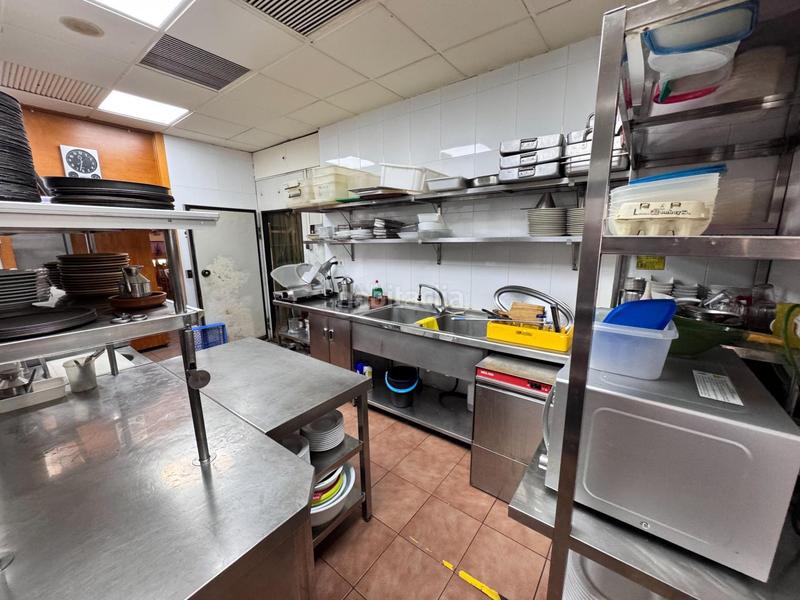 Foto 9489e9f8-fb2c-4bf0-bb98-4ec195dc9790. Traspaso local comercial se vende local comercial de restaurantepizzería en Silla