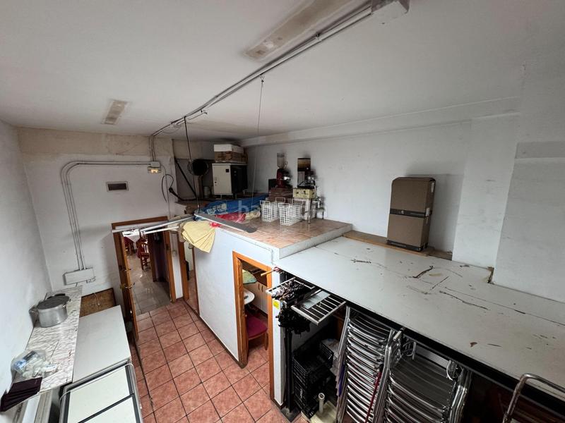 Foto ec9a62c0-fd85-4688-85ee-7f20c8692d17. Traspaso local comercial se vende local comercial de restaurantepizzería en Silla