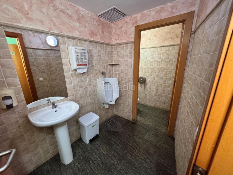 Foto 11686c2c-670a-4a95-abfa-51bb8c49b219. Trapasso locale commerciale in Silla