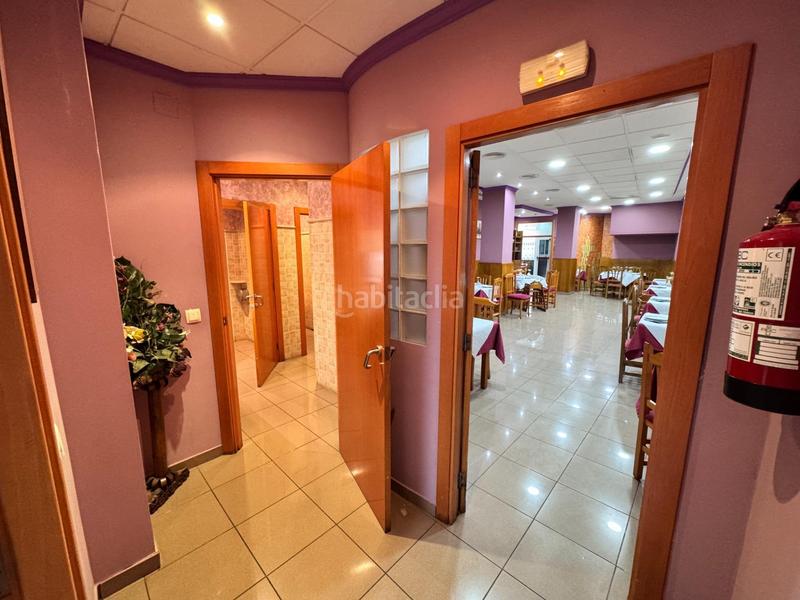 Foto d16bdefb-0a5c-44f3-af65-8f922d96ce8e. Trapasso locale commerciale in Silla