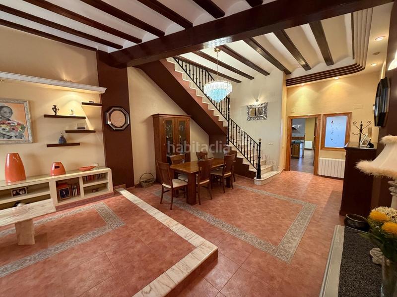 Foto a9df03fd-601b-4c50-a71d-7d9f30f8ac74. Maison avec chauffage dans Silla