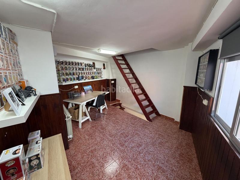 Foto d0a7e432-8953-4f10-8883-5bd06f67e18e. Maison avec chauffage dans Silla