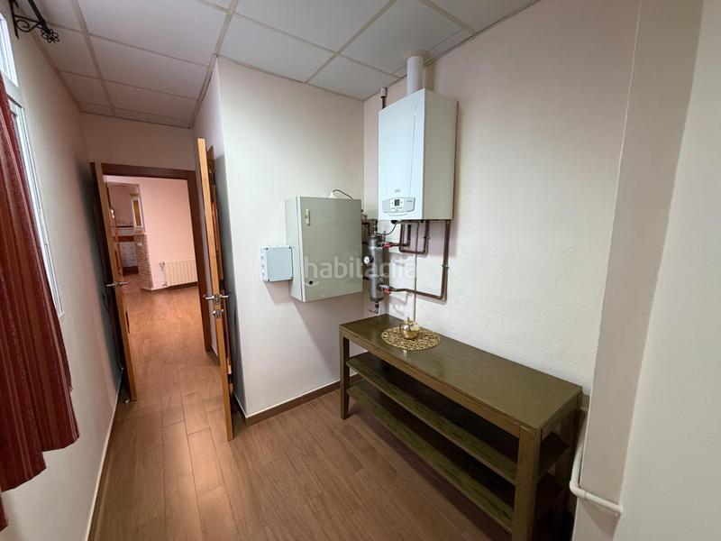 Foto fd8a1184-f90f-4a7d-bee6-b3c65ada4c93. Maison avec chauffage dans Silla