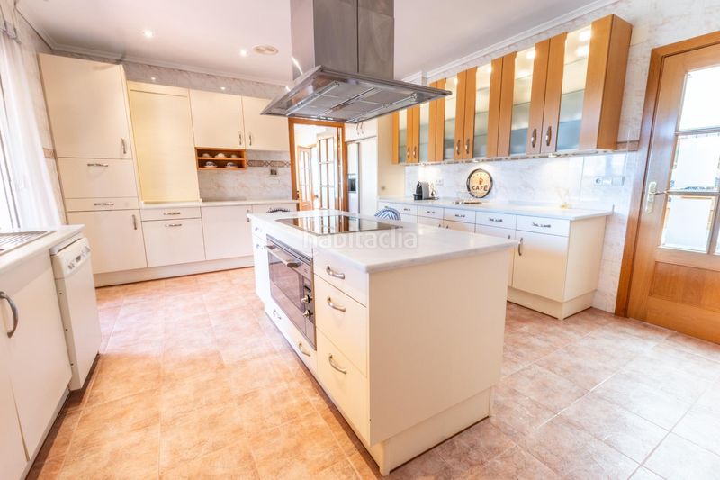 Foto 0726ce63-c162-479e-9be1-49a8e6ea9410. Xalet a calle las malvas 975 a Alginet