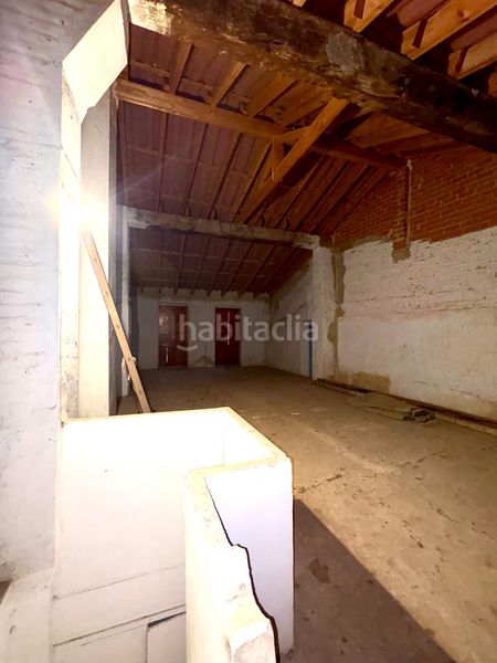 Foto b72485bc-fcc8-4eea-acdb-7d11e38bfa98. Casa a Silla