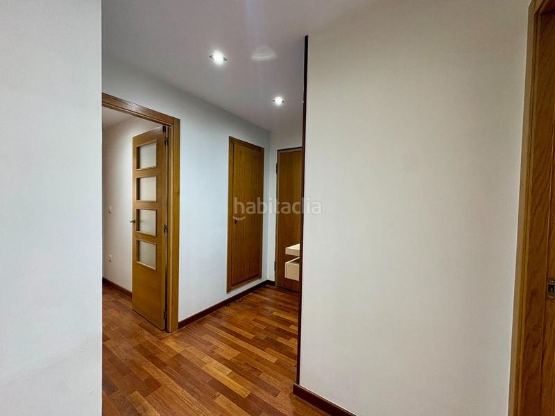 Foto 78f47f35-d45f-4380-8bde-92a34fad3b5b. Lloguer pis amb aparcament a Silla