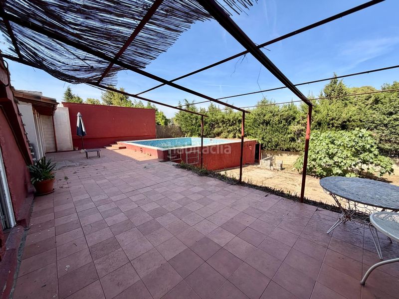 Foto d6b5269c-cdb1-4feb-9fc1-7280a8f3df0e. Chalet  con piscina a reformar en Sierra Perenchiza-Cumbres de Calicanto-Sto Domingo Chiva