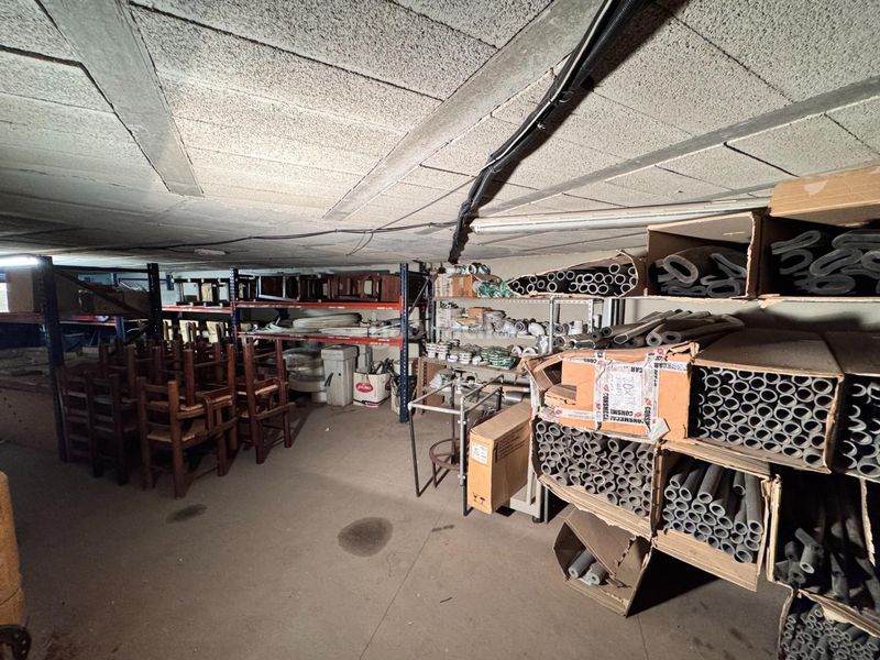Foto 0a1e5c15-3551-4db7-8992-252d451be834. Local comercial a Silla