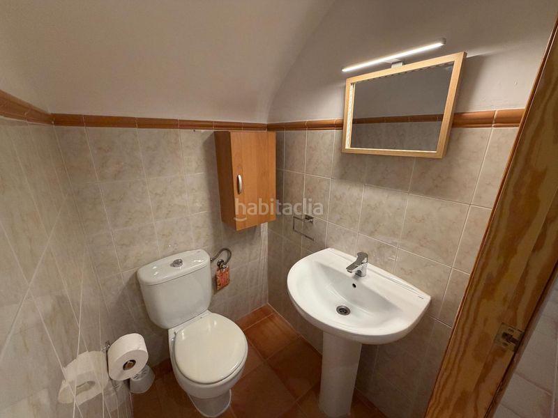 Foto ed4c6138-f7e0-4c31-8e10-facb6c524e46. Casa adossada a Centro Urbano Dénia