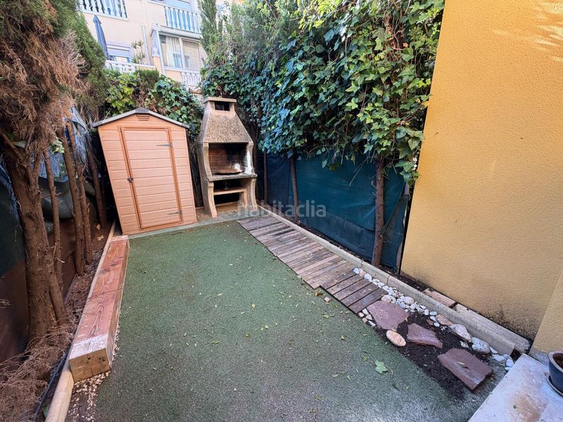 Foto f3db939c-52df-48f6-a3ba-74672ea44e22. Casa adossada a Centro Urbano Dénia