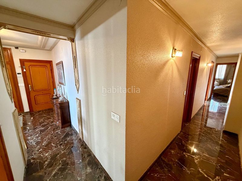 Foto b40dc93c-e174-43d8-aaa7-c371f3cc5b9b. Pis a Silla