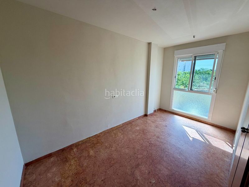 Foto cb71fa99-af92-4e46-ae0a-362ea9d5edc8. Pis a Almussafes