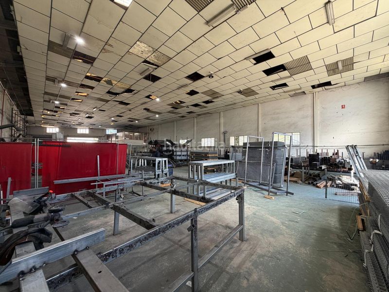 Foto 9a131391-cd36-4e0c-b2e5-14d689ebd4b1. Nau industrial a Beniparrell