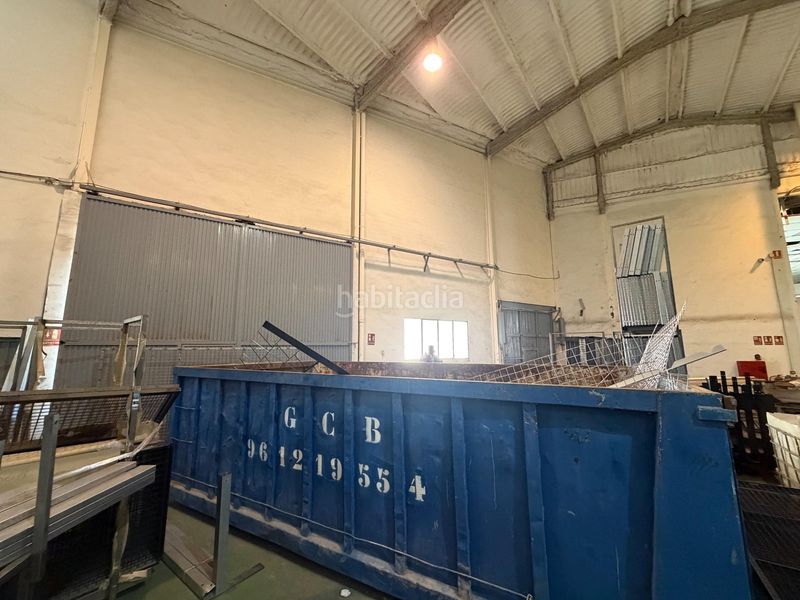Foto ebdb96ef-533b-4f66-b42b-c585a611bbbb. Nau industrial a Beniparrell