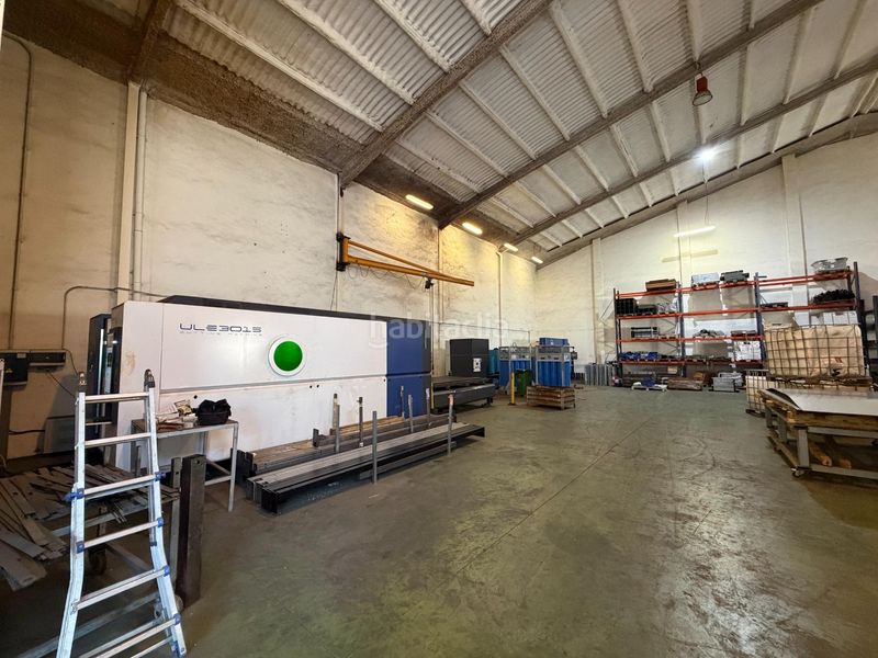 Foto fb8dbcaf-5bc3-4c60-9e0f-1b1c0e77c95c. Nau industrial a Beniparrell