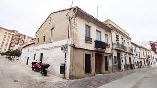 Casa  Mosen rausell. Casa independiente en el pueblo de campanar