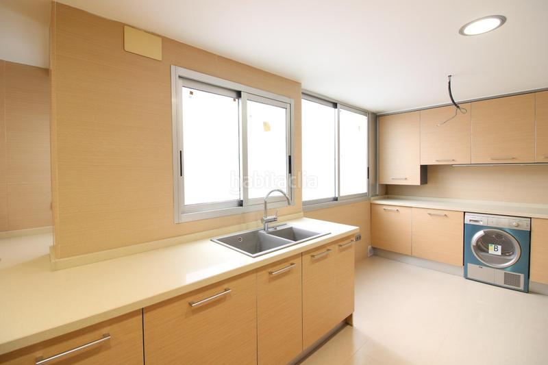 Foto 2bebbc76-01c0-456e-9974-2b047b0c85f0. Appartement avec chauffage parking dans Barrio de Campanar Valencia