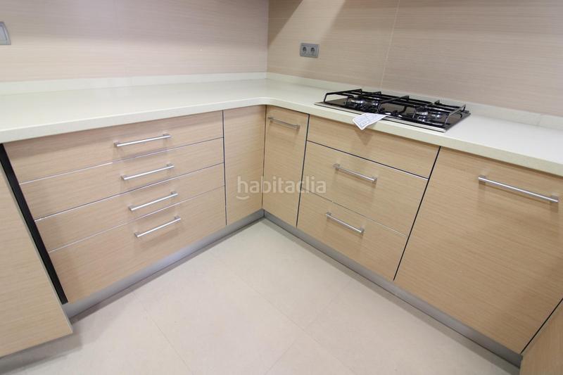 Foto a86a6045-59e5-4e99-a980-8ee9e61e8295. Appartement avec chauffage parking dans Barrio de Campanar Valencia