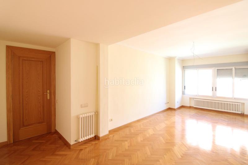 Foto be556d88-2b3d-408a-8b3a-7aa548bbc1f3. Appartement avec chauffage parking dans Barrio de Campanar Valencia