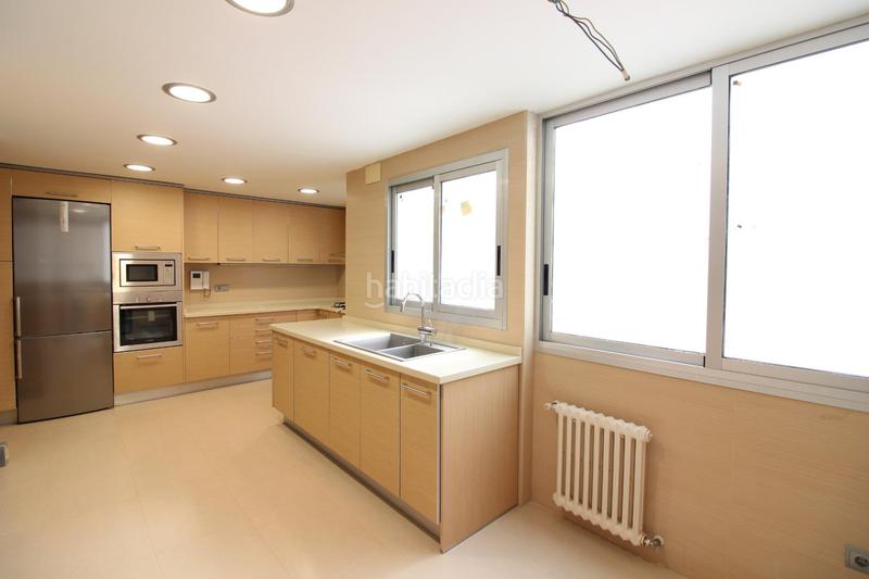 Foto c5119368-afe1-4f2e-9fd6-ec5f02351d9b. Appartement avec chauffage parking dans Barrio de Campanar Valencia