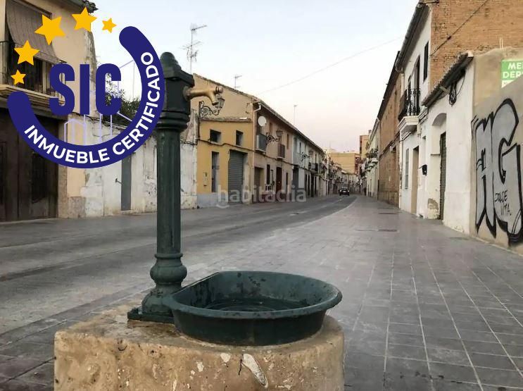 Foto c069be01-c359-4dfb-b7a2-dc64adfd577a. Casa amb aparcament a Barrio de Campanar Valencia