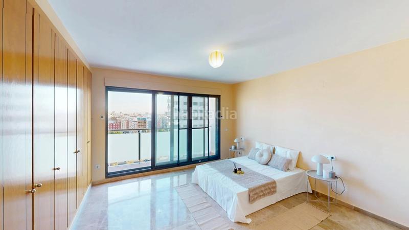 Foto 70831b83-2579-4758-943d-4cc4d33e8cc4. Dúplex amb aparcament piscina a Nou Campanar Valencia