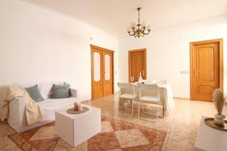 Maison  Calle furs dels. Casa en picassent